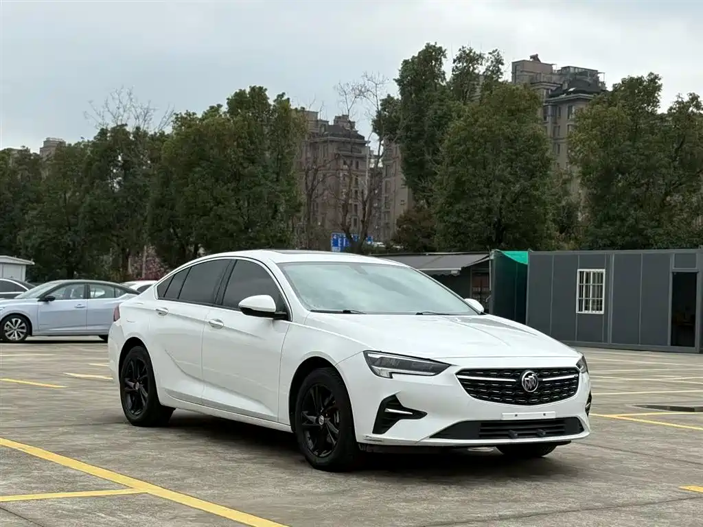 Regal 552 T Luxury