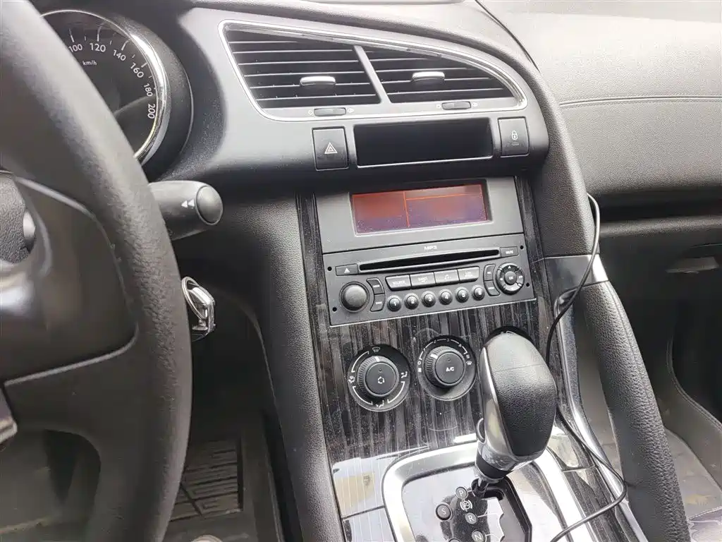 Peugeot 3008 2.0 L Auto Classic
