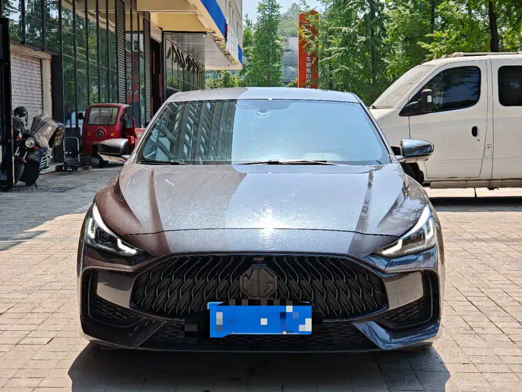 MG5 180 DVVT CVT Youth Style