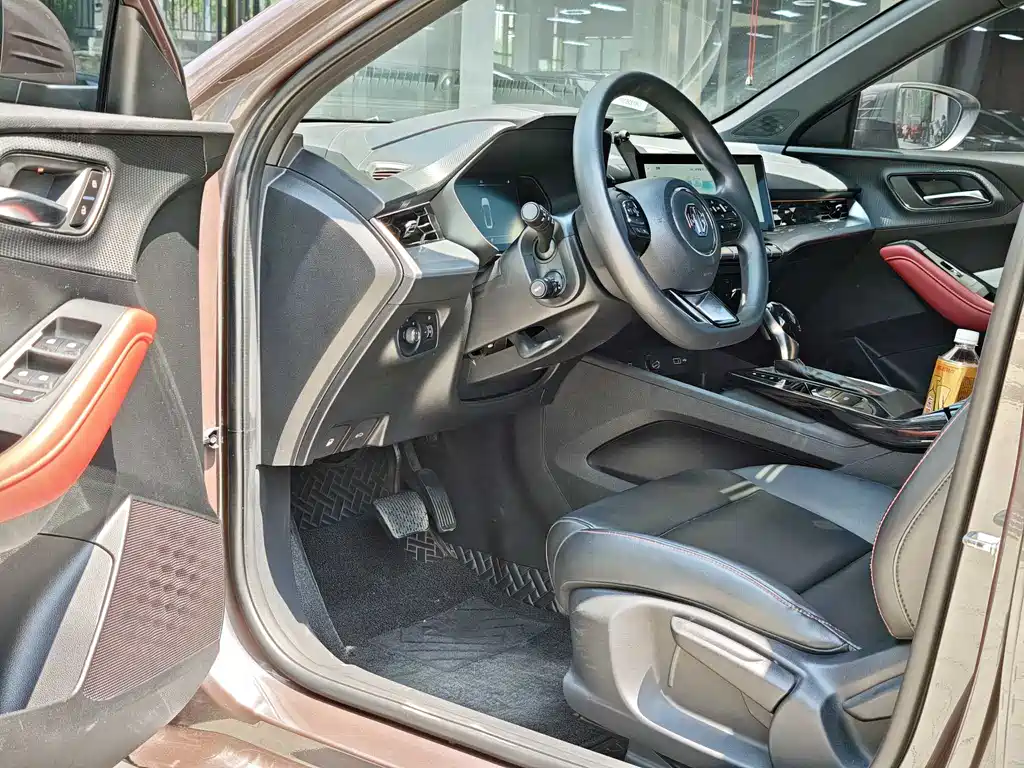 MG5 180 DVVT CVT Youth Style