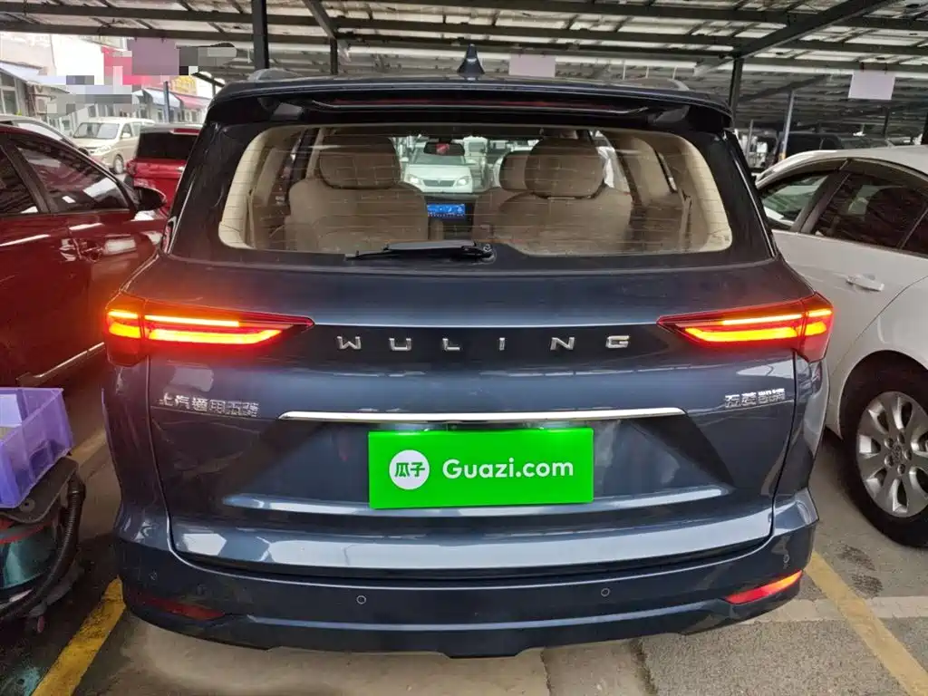 Wuling Victory 1.5 T CVT Flagship