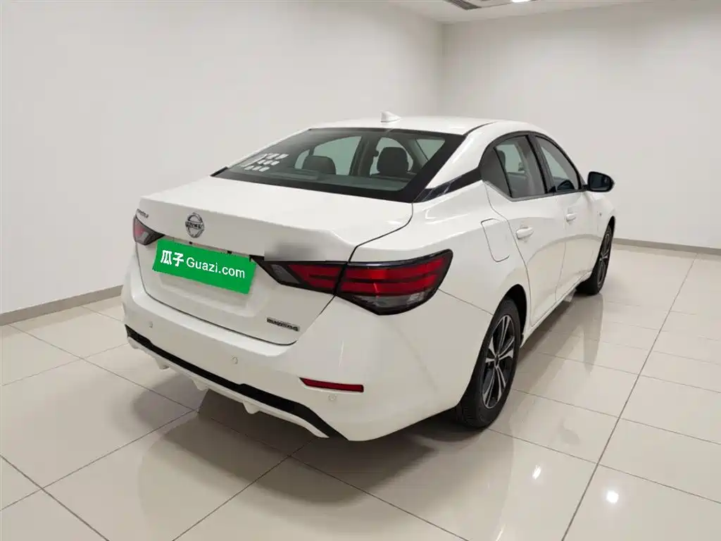 Sylphy 1.6 L XL CVT Joy