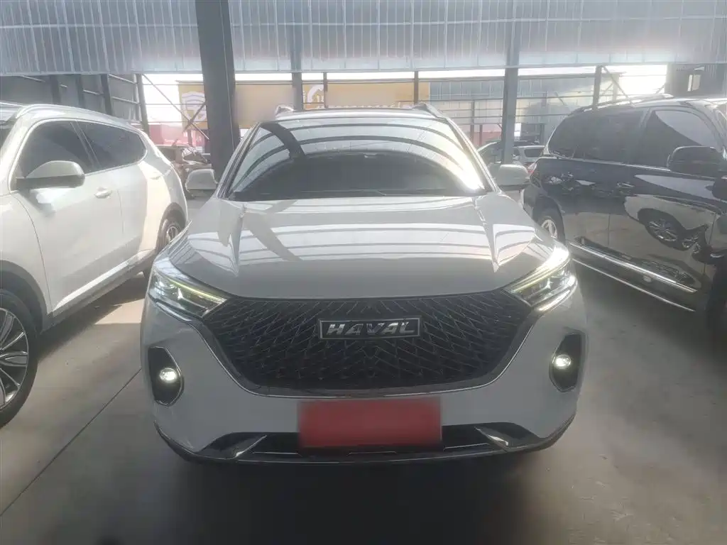 Haval M6 PLUS 1.5 T DCT Luxury Connected