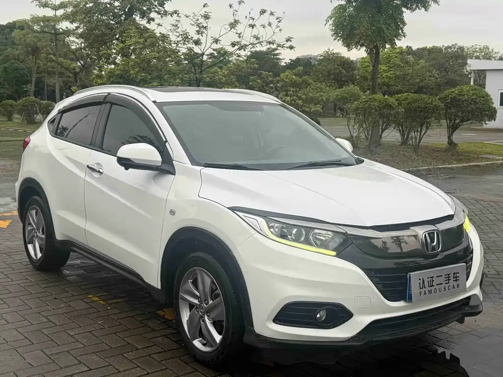 Vezel 1.5 L CVT Pioneer