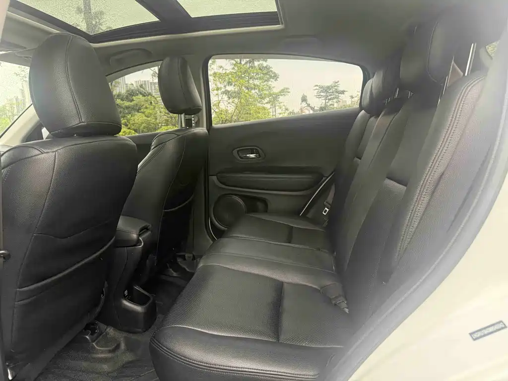 Vezel 1.5 L CVT Pioneer