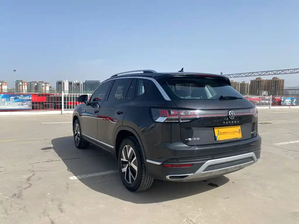 Tayron 330 TSI 2 WD Luxury Plus Advanced
