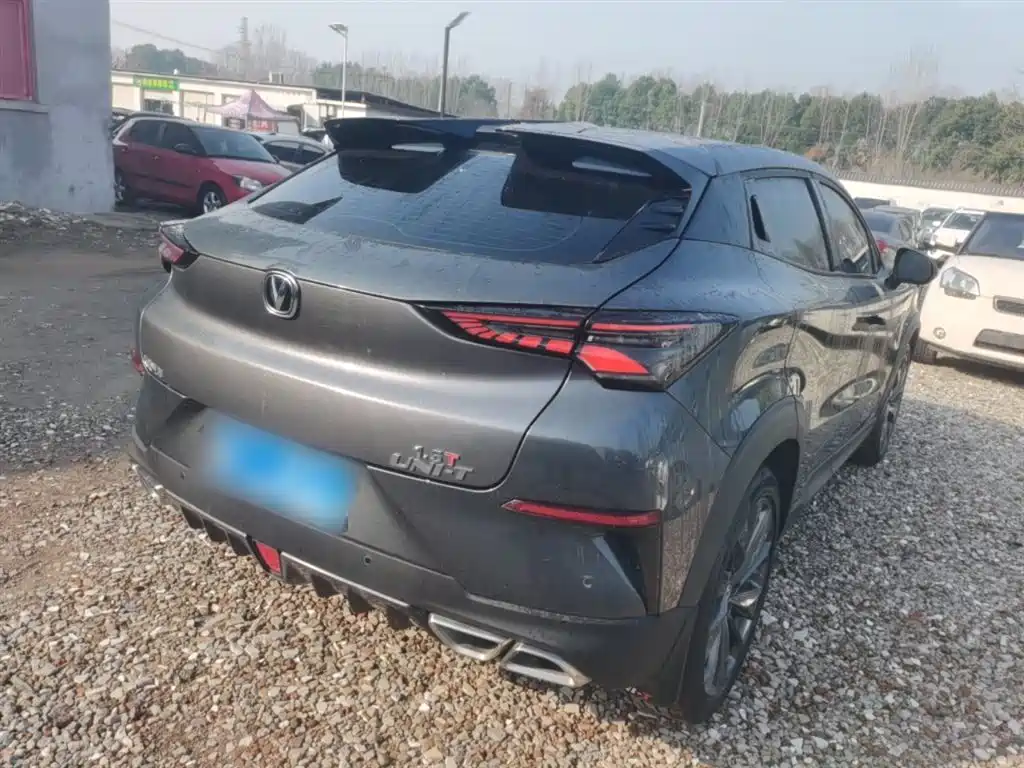 Changan UNI-T 1.5 T Distinguished