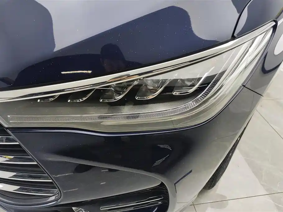 Song MAX 1.5 T Auto Connected Wise Comfort Sunroof 6-seat CN-VI