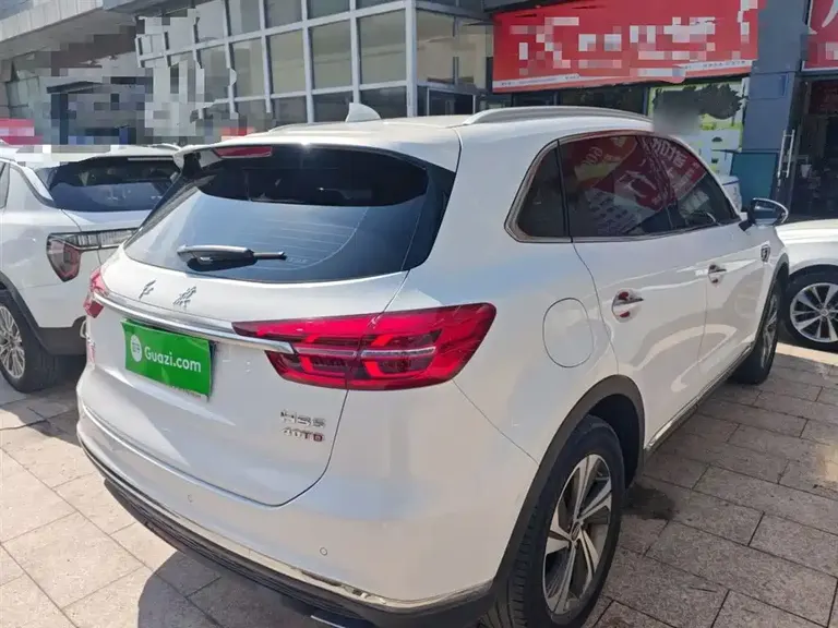 Hongqi HS5 2.0 T Connected Flagship Enjoyment