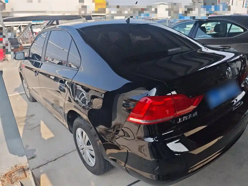 Santana 1.5 L Auto Style