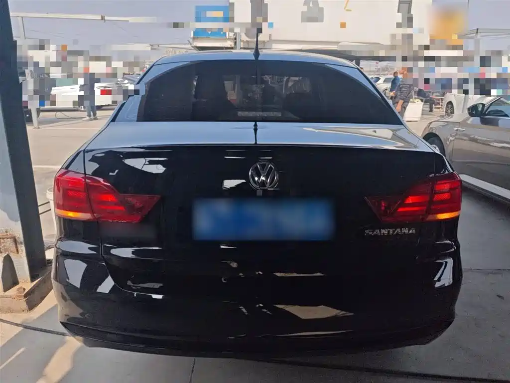 Santana 1.5 L Auto Style