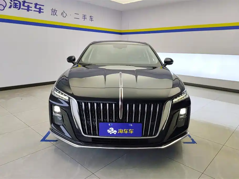 Hongqi H5 1.5 T DCT Connected Flagship Charm