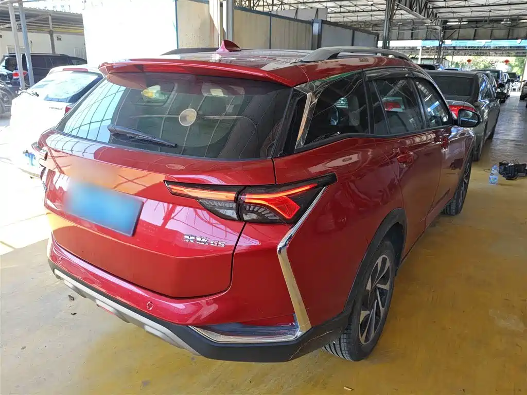 Yixuan GS 230 T Auto