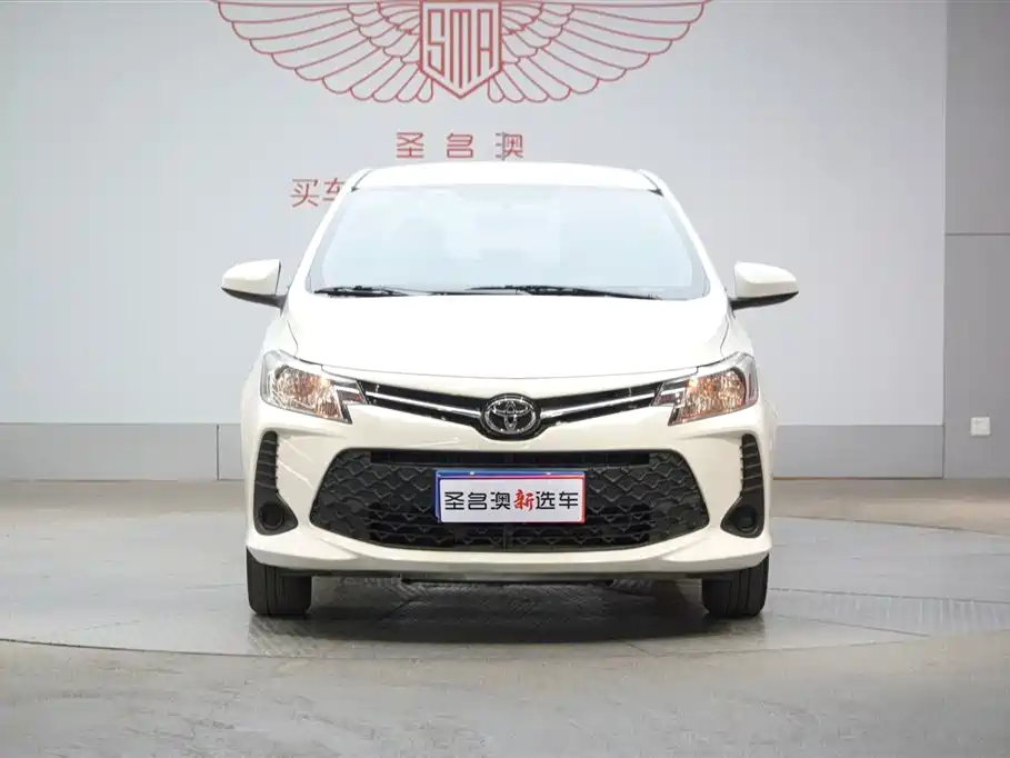 Vios FS 1.5 L CVT Sharp Speed