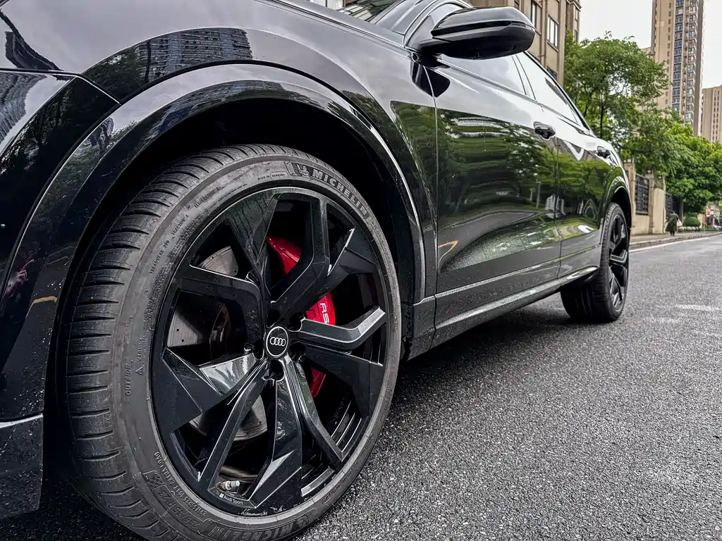 Audi RS Q8 RS Q8 4.0 T