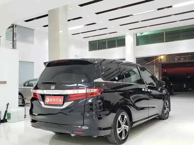 Honda Odyssey Facelift 2.4 L Luxury