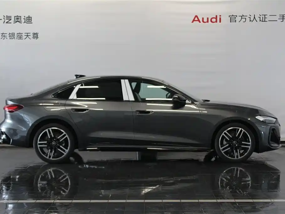 Audi A5 L 2.0 T Sport Plus