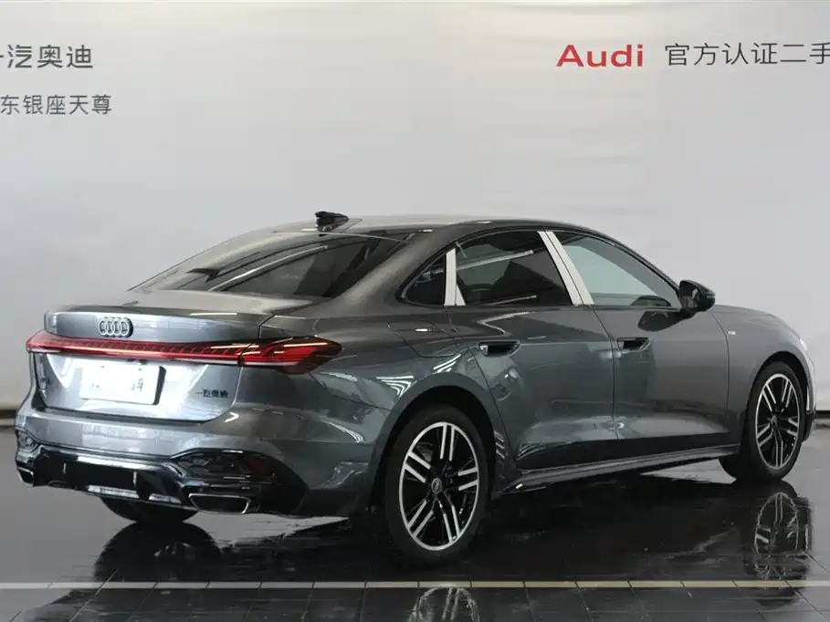 Audi A5 L 2.0 T Sport Plus