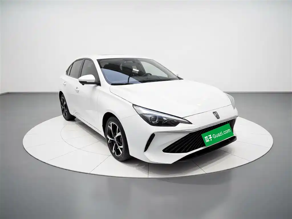 Roewe i5 1.5 L CVT Honored