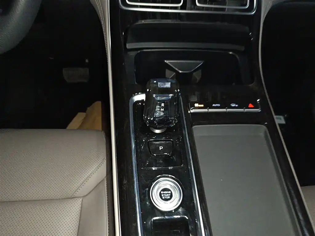 Boyue L 4 th Gen 1.5 TD DCT Depart