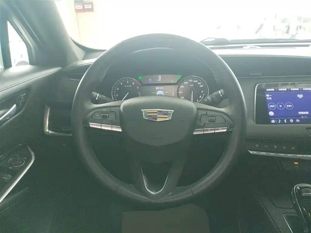 Cadillac XT4 28 T 2 WD Style