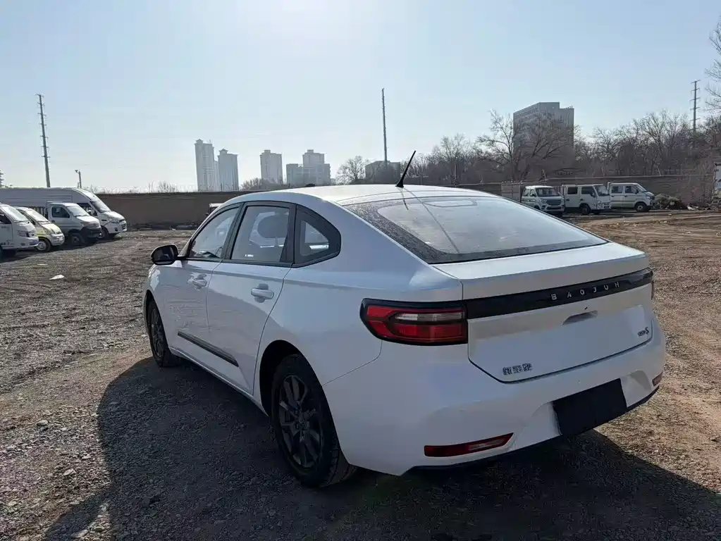 Baojun RC-5 1.5 L CVT Smart Shine Elite