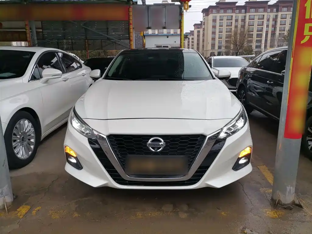 Teana 2.0 L XL Comfort
