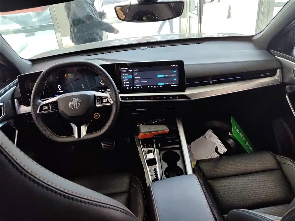 MG ONE α- Digital Smart Sport Series 1.5 T Standard