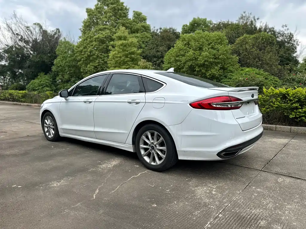Mondeo EcoBoost 200 Fashion