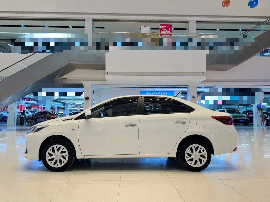 Vios 1.5 L 20 Anniversary
