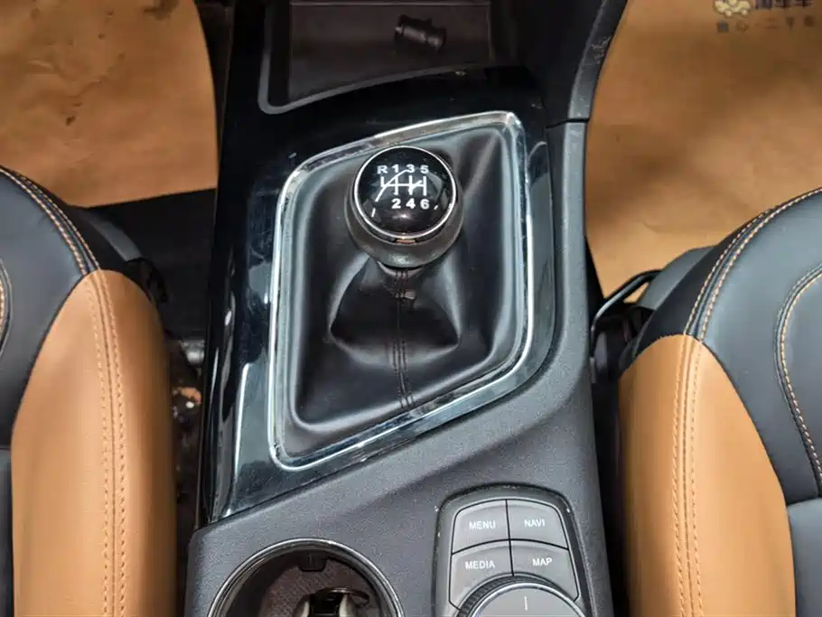 Soueast DX7 1.5 T Manual Luxury