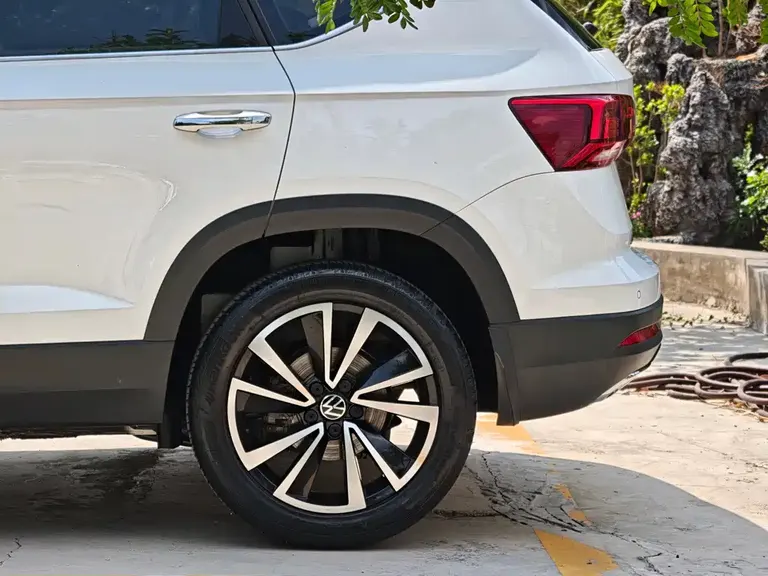 Volkswagen Tharu 280 TSI 2 WD Luxury PLUS