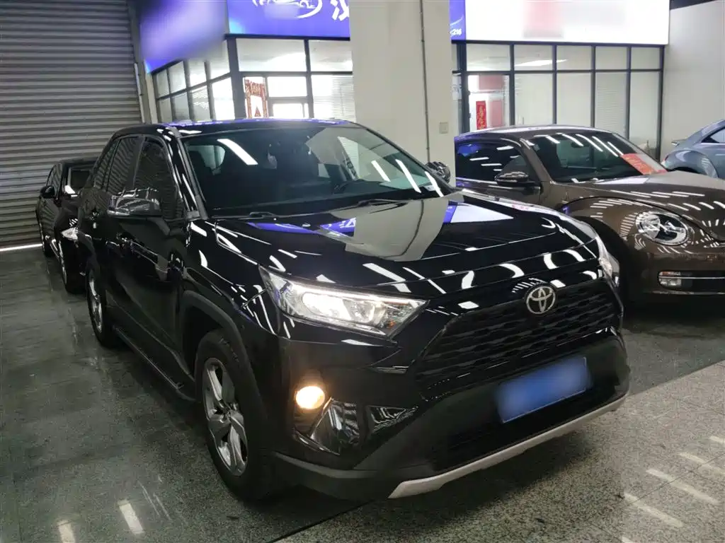 RAV4 2.0 L CVT 2 WD Style PLUS