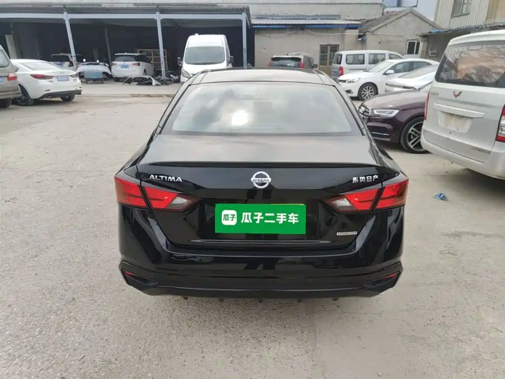 Teana 2.0 L XL Comfort
