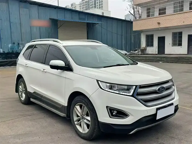 Ford Edge EcoBoost 245 2 WD Platinum Sharp 7-seat