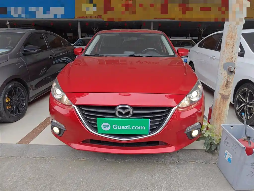 Mazda 3 Axela Sedan 1.5 L Auto Luxury