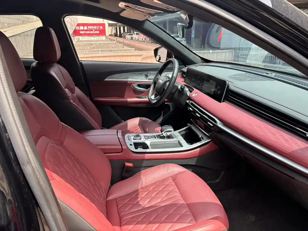 Jetour X70 PLUS 1.5 T DCT Fire 5-seat