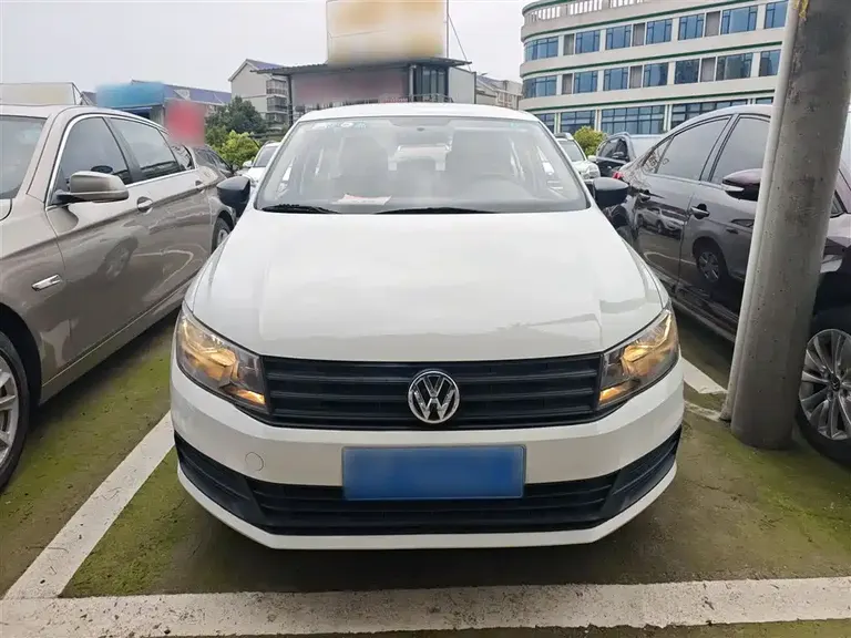 Volkswagen Santana 1.6 L Manual Style