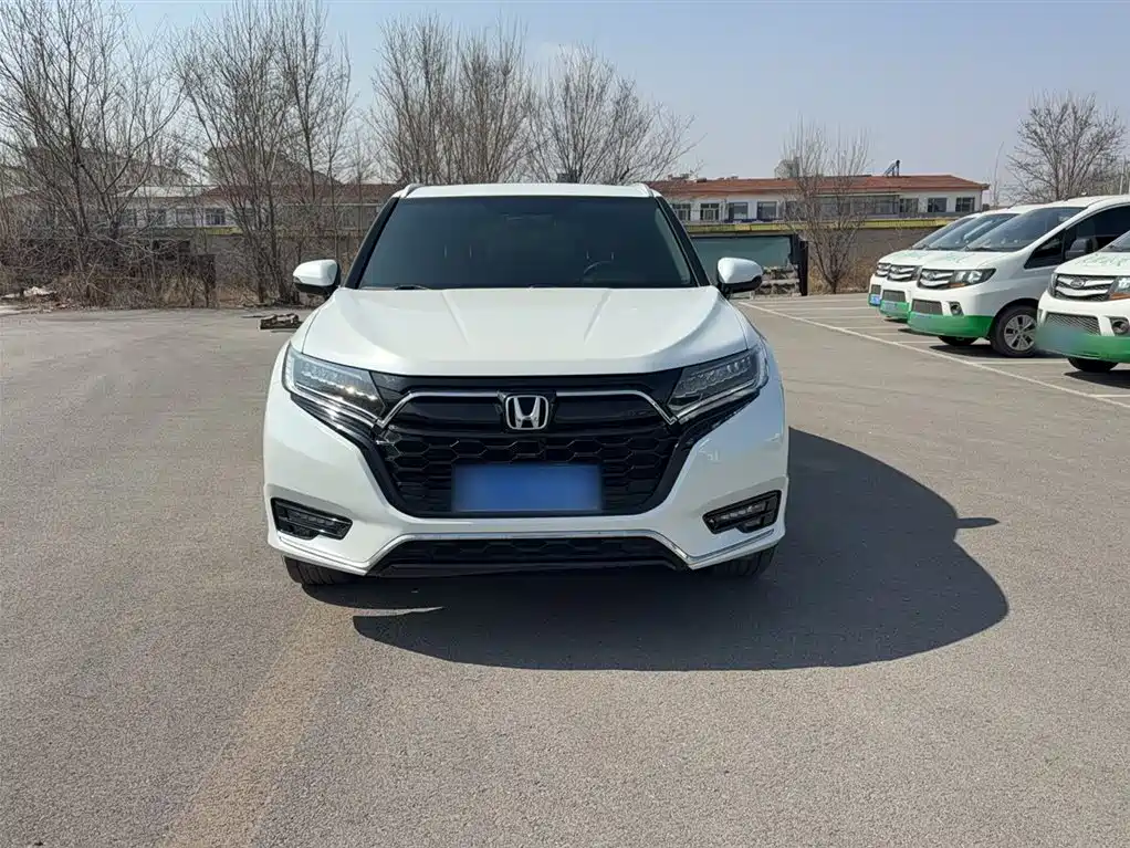 Honda UR-V 370 TURBO 2 WD Graceful