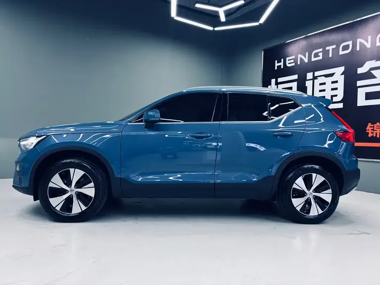 Volvo XC40 B3 Smart Vision Luxury
