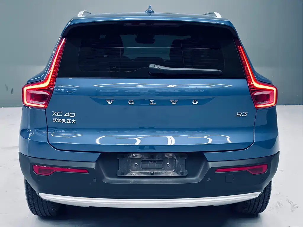Volvo XC40 B3 Smart Vision Luxury
