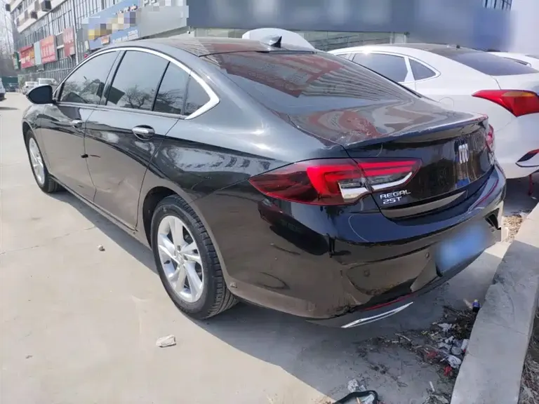 Buick Regal 25 T Super Enjoyment