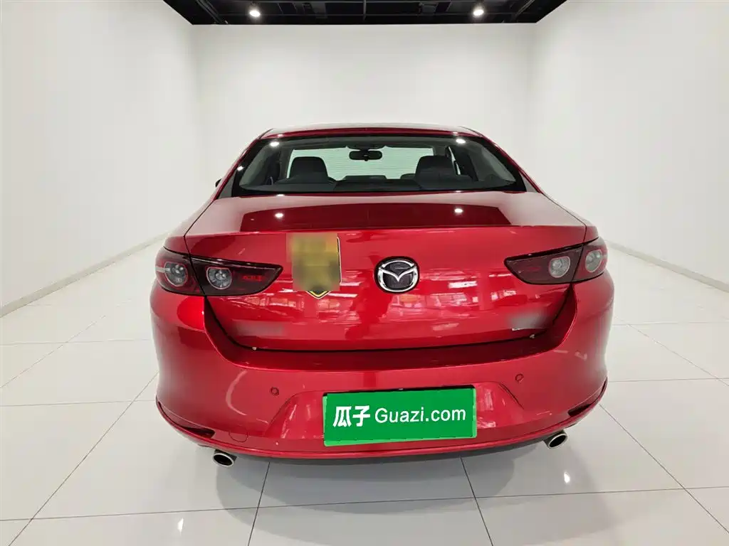 Mazda 3 Axela 1.5 L Auto