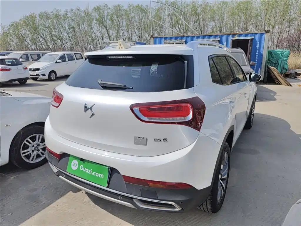 DS 6 1.6 T Luxury THP160