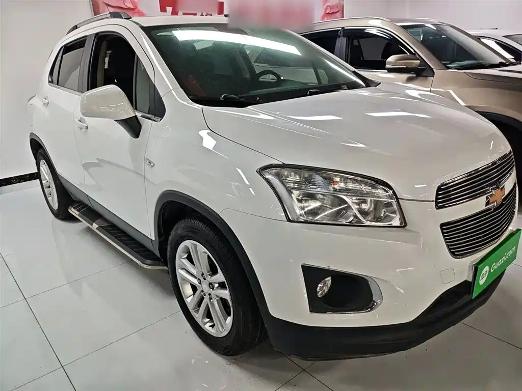 Tracker 1.4 T Auto 2 WD Comfort Sunroof