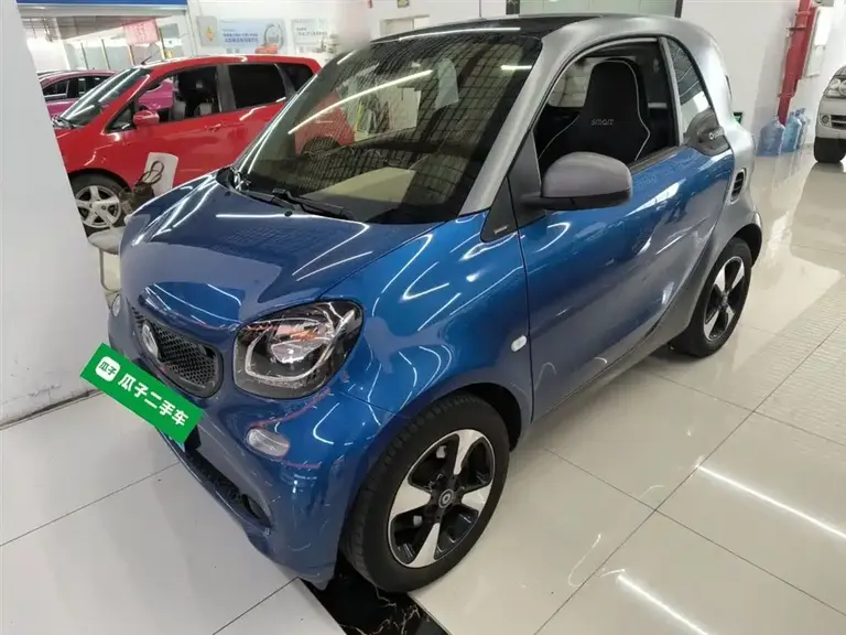 smart fortwo 1.0 L 52 kW Hardtop Passion CN-V