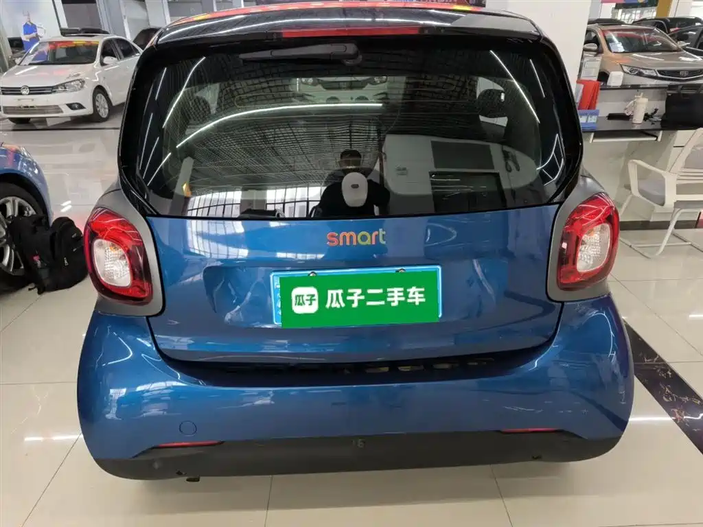smart fortwo 1.0 L 52 kW Hardtop Passion CN-V