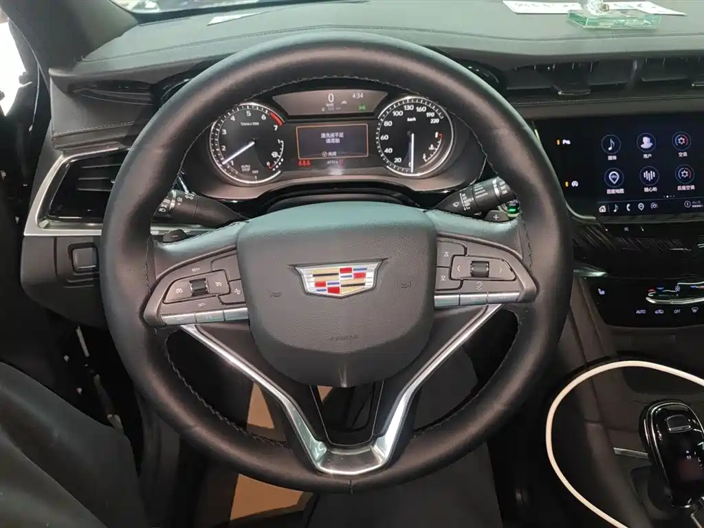 Cadillac XT6 2.0 T 7-seat 2 WD Luxury