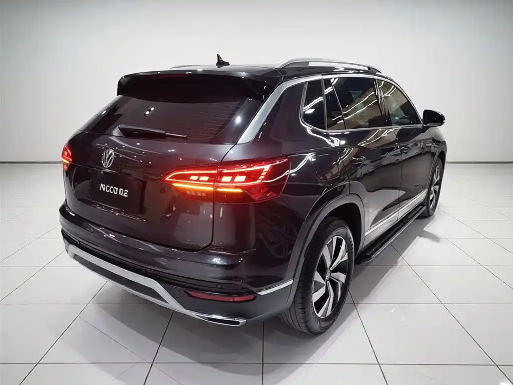Tayron 330 TSI 2 WD Luxury Connected