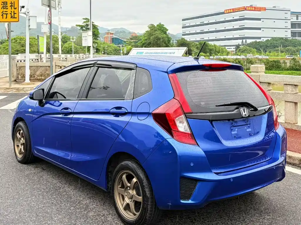 Fit 1.5 L LX CVT Comfort